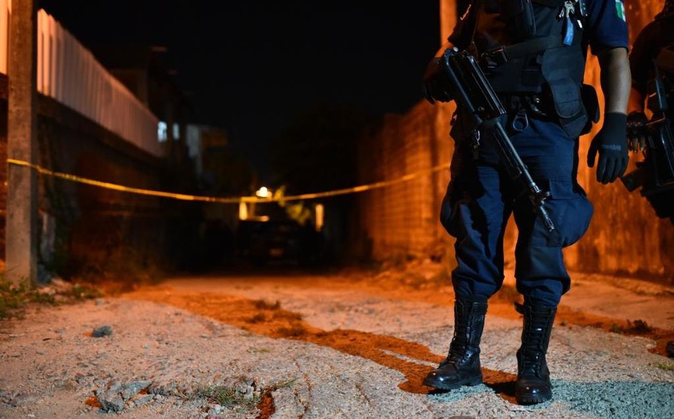 Asesinan a tres personas a domicilio en León, Guanajuato