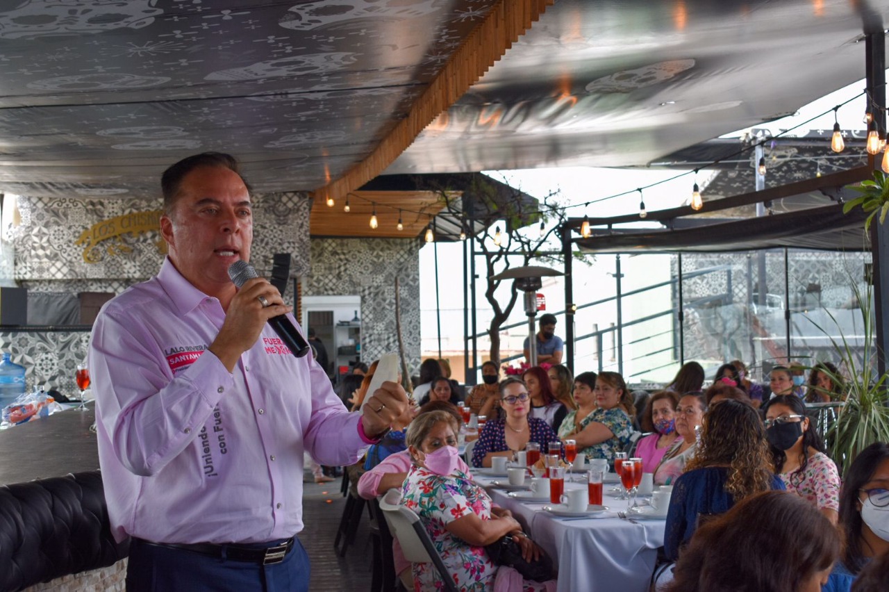 Las mujeres son parte importante de nuestra ciudad: Lalo Rivera Santamaría