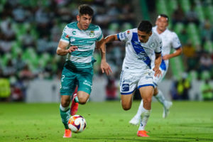 Caos y decepción para conseguir un boleto para el Puebla vs. Santos