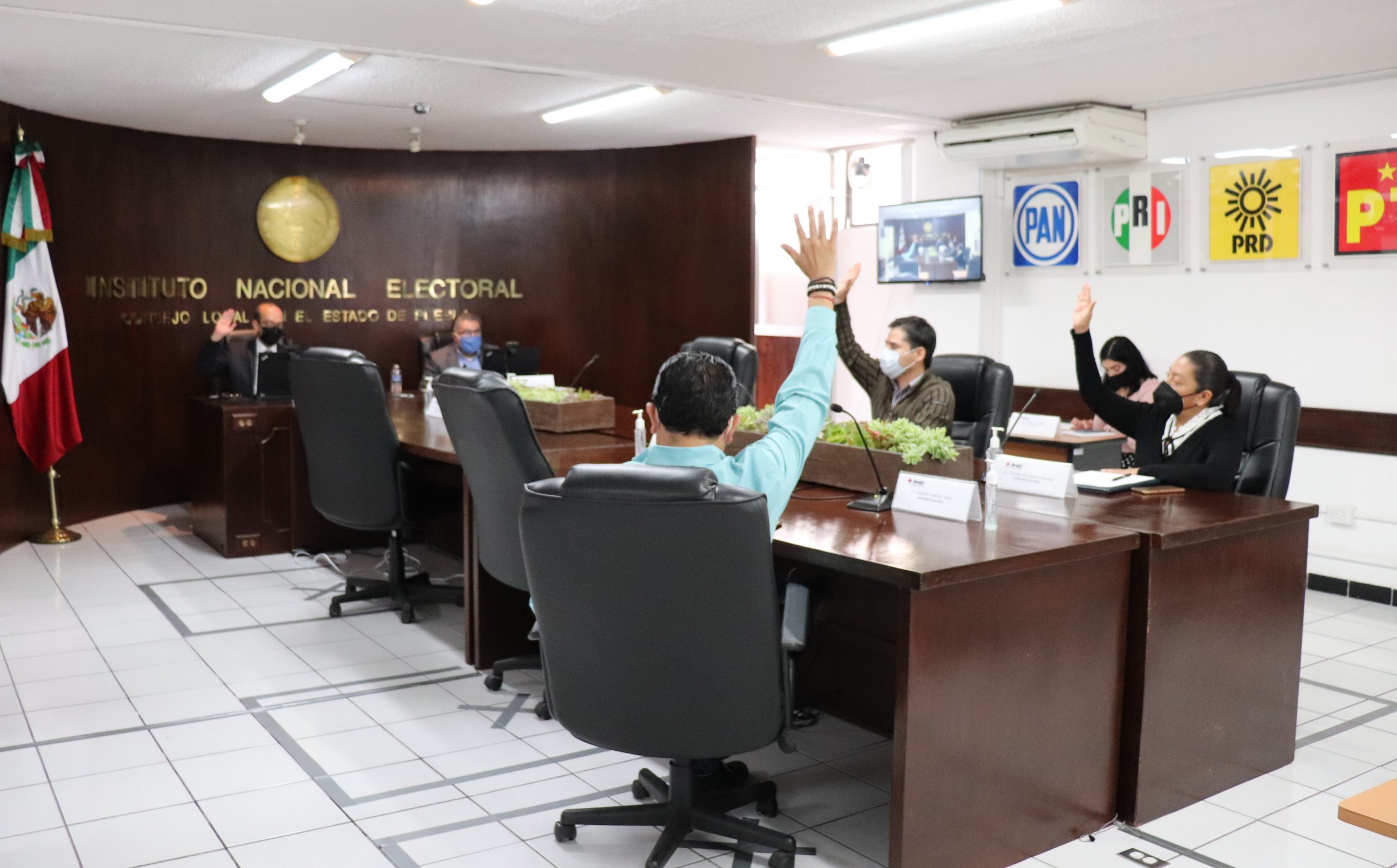 Aprueba INE designación temporal de consejeras y consejeros suplentes para la jornada electoral