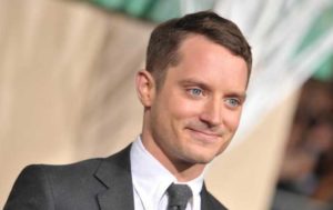 Elijah Wood será el villano del remake de “El Vengador Tóxico”