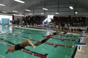 Deporte Municipal invita a participar en campeonatos deportivos de atletismo, natación y basquetbol