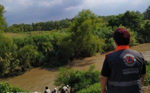 Rescatan a 12 personas atrapadas en ríos Cazones y Tecolutla, Veracruz