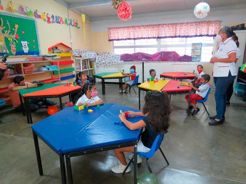 20 mil escuelas de Chiapas regresarán a clases presenciales en agosto