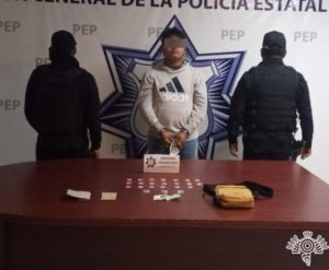 En flagrancia, Policía Estatal detiene a presunto narcovendedor