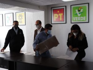 Ciudadanos en tránsito no podrán participar en la consulta popular