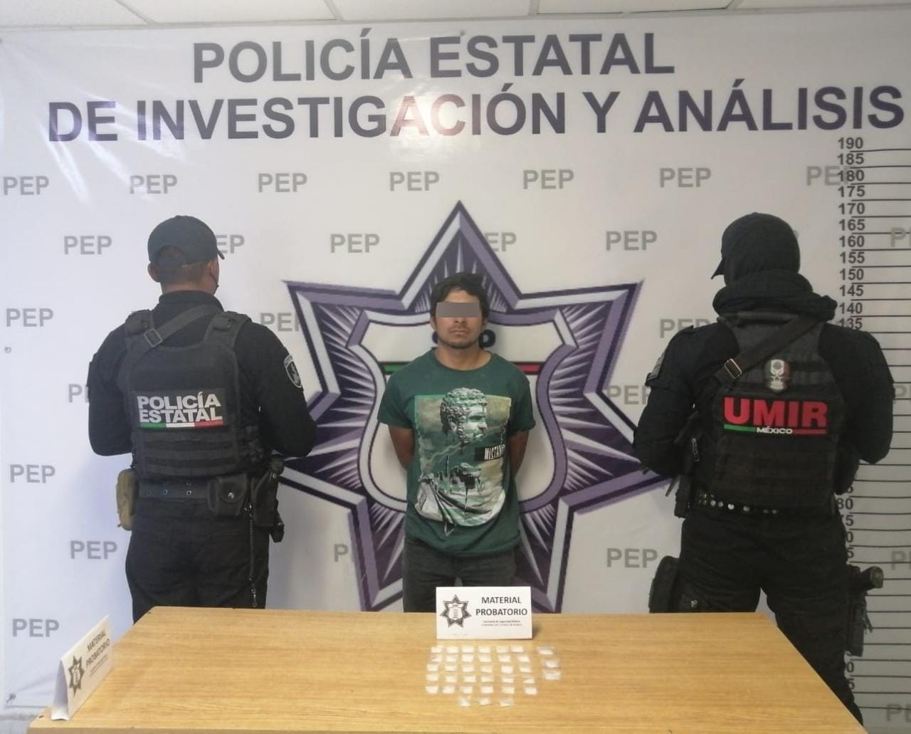 Detiene Policía Estatal a “El Roy”, presunto narcomenudista