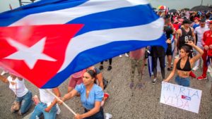 Un muerto en las protestas antigubernamentales en Cuba