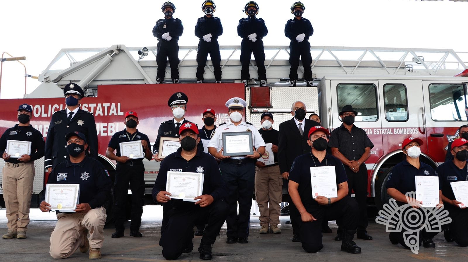 Con entrega de certificados, SSP conmemora el Día del Bombero