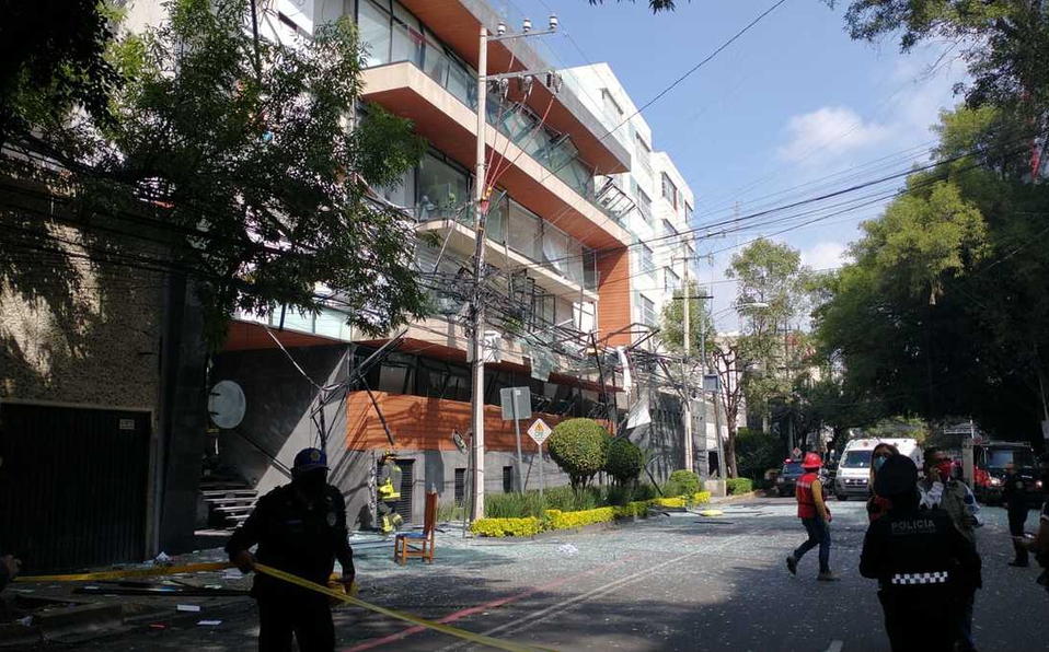 Explosión en edificio habitacional en CDMX deja decenas de heridos