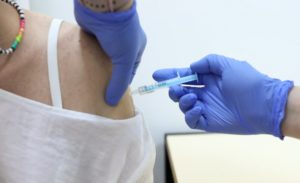 La OMS crítica la aplicación de la tercera dosis de la vacuna contra el COVID-19