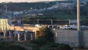 Encuentran seis cuerpos colgados en puente de Zacatecas