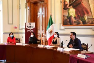 Ayuntamiento de Puebla premia a ganadores del concurso de políticas públicas