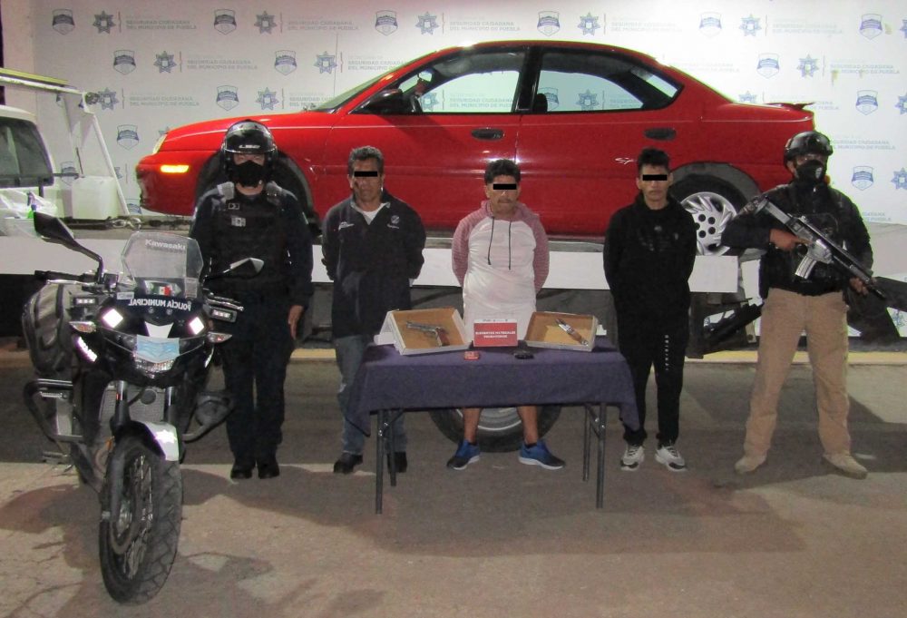 Detuvo SSC de Puebla a tres integrantes de una banda delictiva, dedicada al robo en transporte público