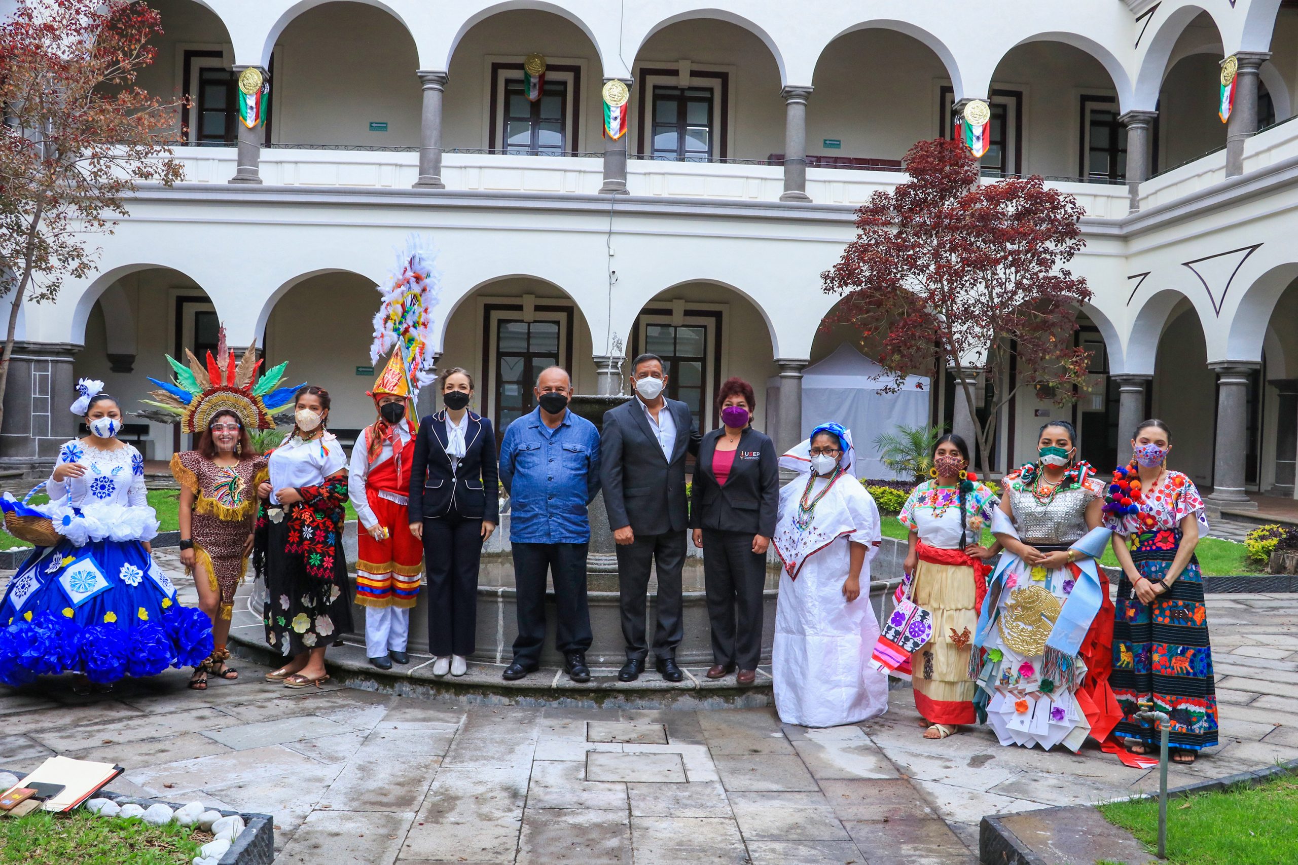 Impulsa Cultura tradiciones de Puebla con concurso de trajes típicos