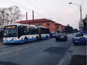 Ataque con cuchillo en Italia deja 5 heridos; arrestan a sospechoso