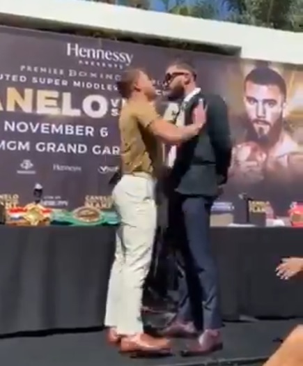 VIDEO El Canelo y Plant llegan a los golpes en rueda de prensa