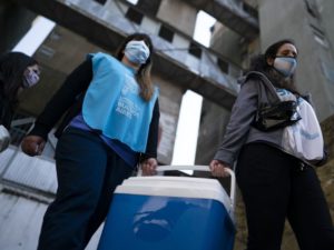 Argentina pone fin a uso obligatorio de cubrebocas al aire libre