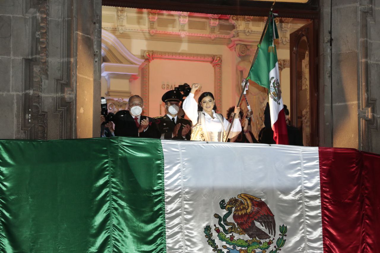 Ayuntamiento de Puebla lleva a cabo tradicional Grito de Independencia