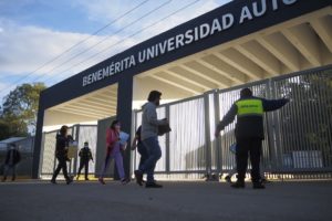 BUAP alista regreso escalonado a clases presenciales de licenciatura y posgrado