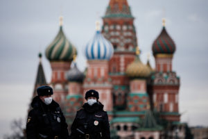 Rusia rompe récord de muertes diarias por covid-19