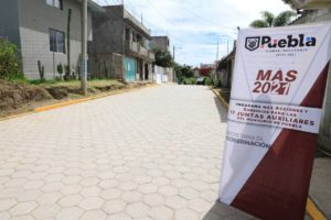 Ayuntamiento de Puebla entrega obras de MÁS Juntas Auxiliares en San Jerónimo Caleras y Hueyotlipan