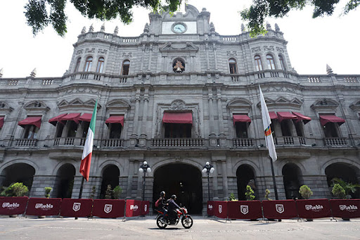 Con regularización de 80 asentamientos, Ayuntamiento de Puebla asegura el patrimonio de la ciudadanía