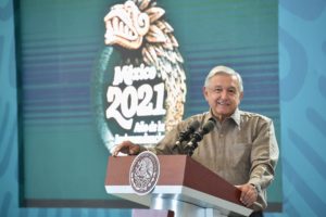 AMLO promete más inversión, Programas para el Bienestar y participaciones federales para Sonora