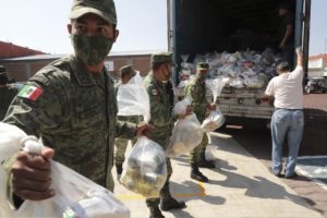 Atiende SEDIF de manera oportuna a damnificados por explosión en Xochimehuacán