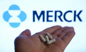 Autoridades europeas han aceptado el uso de pastillas anticovid de Merck para emergencia