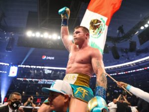 Saul “Canelo” Álvarez dona un millón de pesos para niños con cáncer