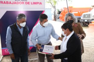 Reconoce Eduardo Rivera Pérez labor de trabajadores de limpia