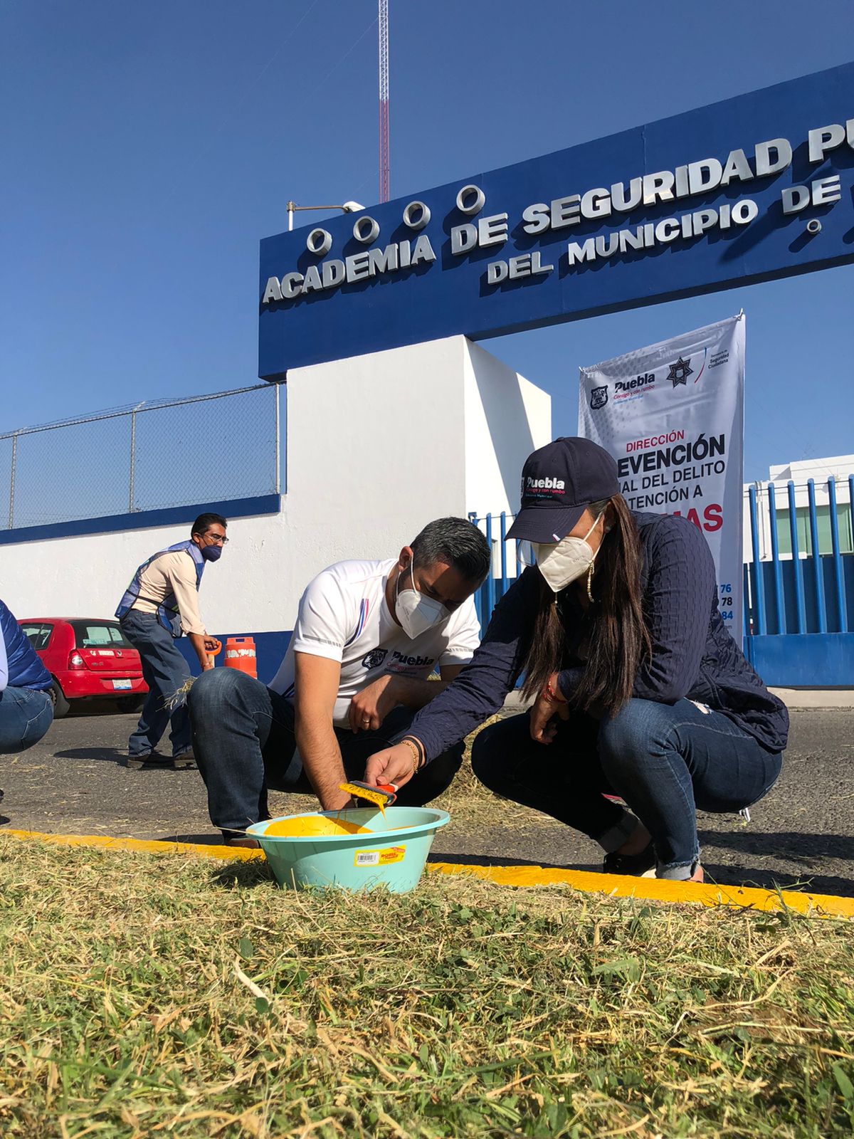 Cadetes se suman a jornadas de proximidad organizadas por el Ayuntamiento en Bosques de San Sebastián