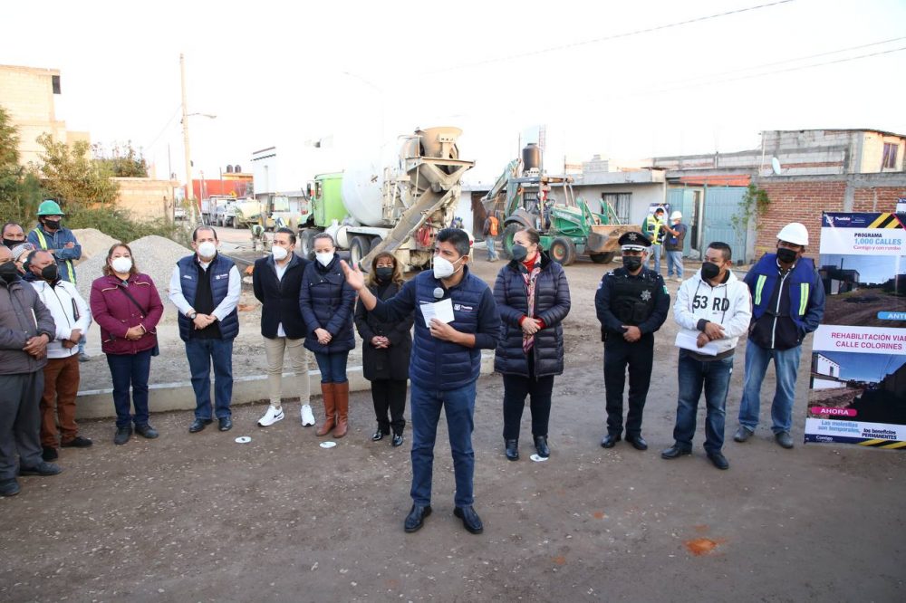 Eduardo Rivera avanza en la construcción de más calles , ahora al sur de la ciudad