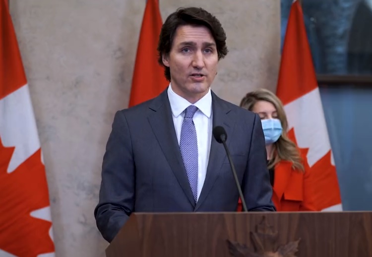Da positivo a COVID-19 el primer ministro de Canadá, Justin Trudeau