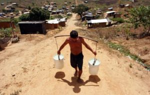 Tres de cada diez hogares de México sufren desabasto de agua potable