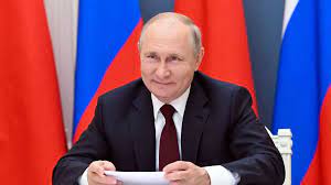 Putin asegura que Rusia no quiere una guerra; apuesta por negociación