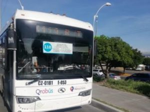 Roban dos autobuses en Querétaro; guardias se quedaron dormidos