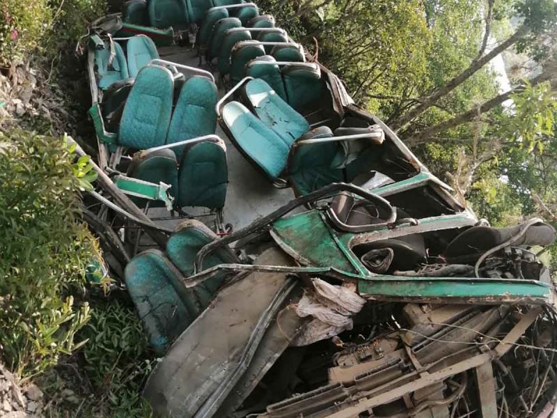 Seis muertos en Colombia tras accidente de autobús escolar