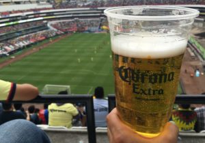 Limitarán cerveza y revisarán la seguridad privada en estadios