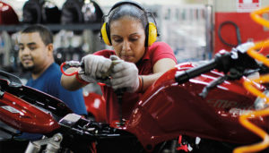 Mujeres poblanas enfrentan barreras para poder ingresar al mercado laboral: IMCO