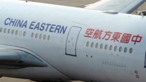China busca supervivientes del accidente aéreo del Boeing cuya causa no está clara aún