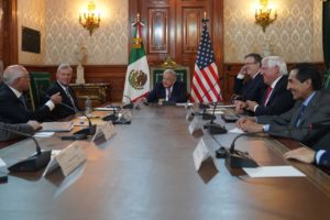 AMLO dialoga con secretario de agricultura de Estados Unidos