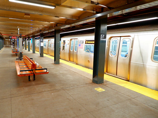 Descartan terrorismo en tiroteo en metro de NY que dejó 16 heridos