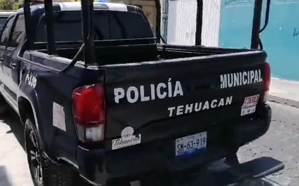 Separan a 25 policías municipales de su cargo en Tehuacán; no aprobaron control de confianza