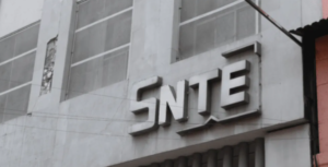 Sigue el jaloneo por la sucesión en la Sección 51 del SNTE (pero despunta el caballo negro)