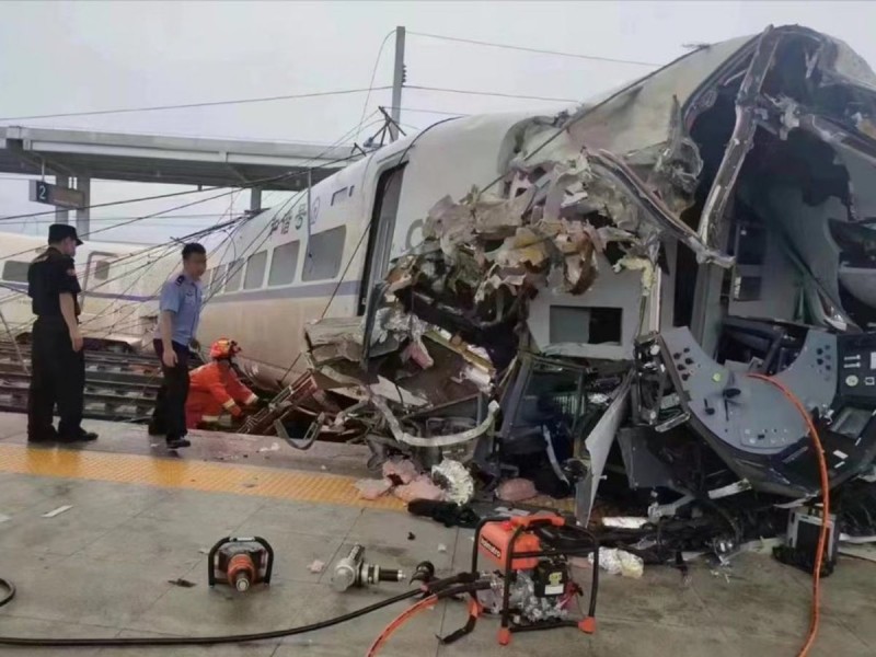 Un muerto y ocho heridos en accidente de tren en China