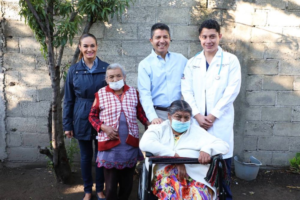 Ayuntamiento de Puebla brinda cuatro mil consultas médicas a hogares poblanos