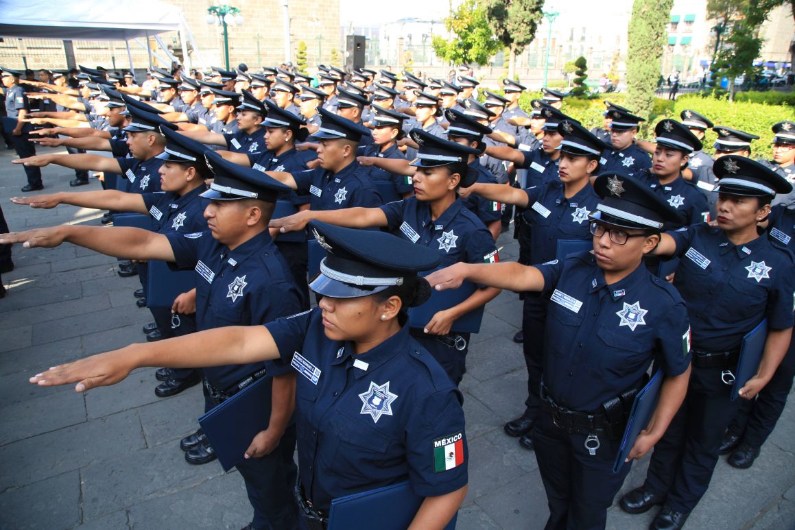 En la capital, Policía Estatal detiene a dos personas en posesión de aparente droga