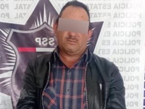 Policía estatal captura a presunto vendedor de armas que operaba en Chignahuapan